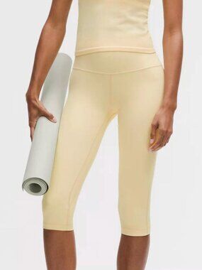 NWT lululemon Align High-Rise Crop 17 inch in Butter Cream